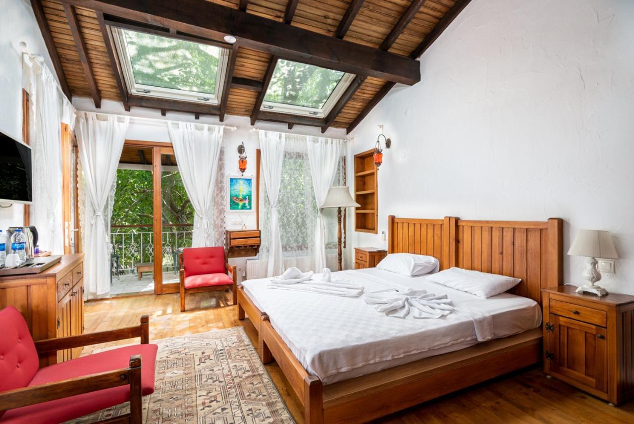 Ephesus Lodge كيرازلي المظهر الخارجي الصورة