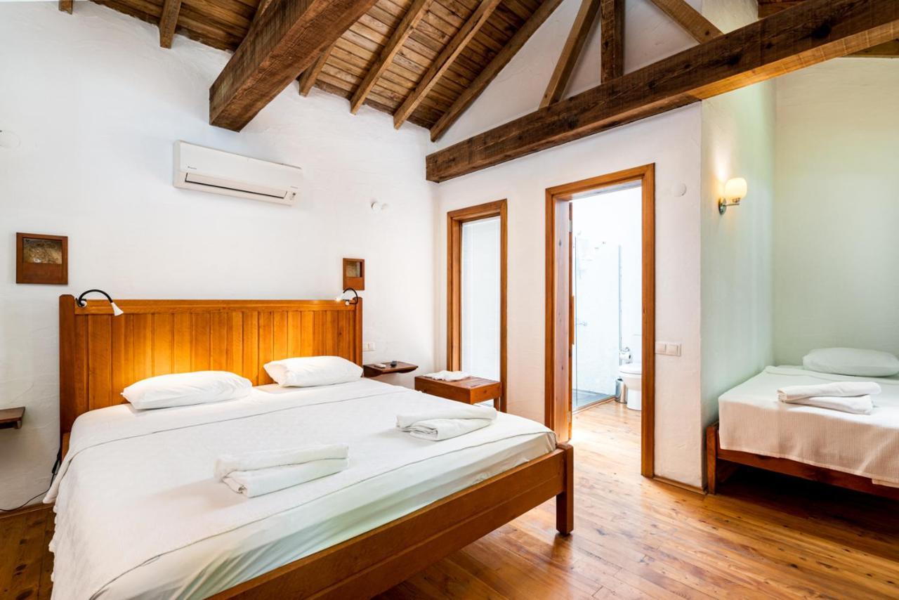 Ephesus Lodge كيرازلي المظهر الخارجي الصورة