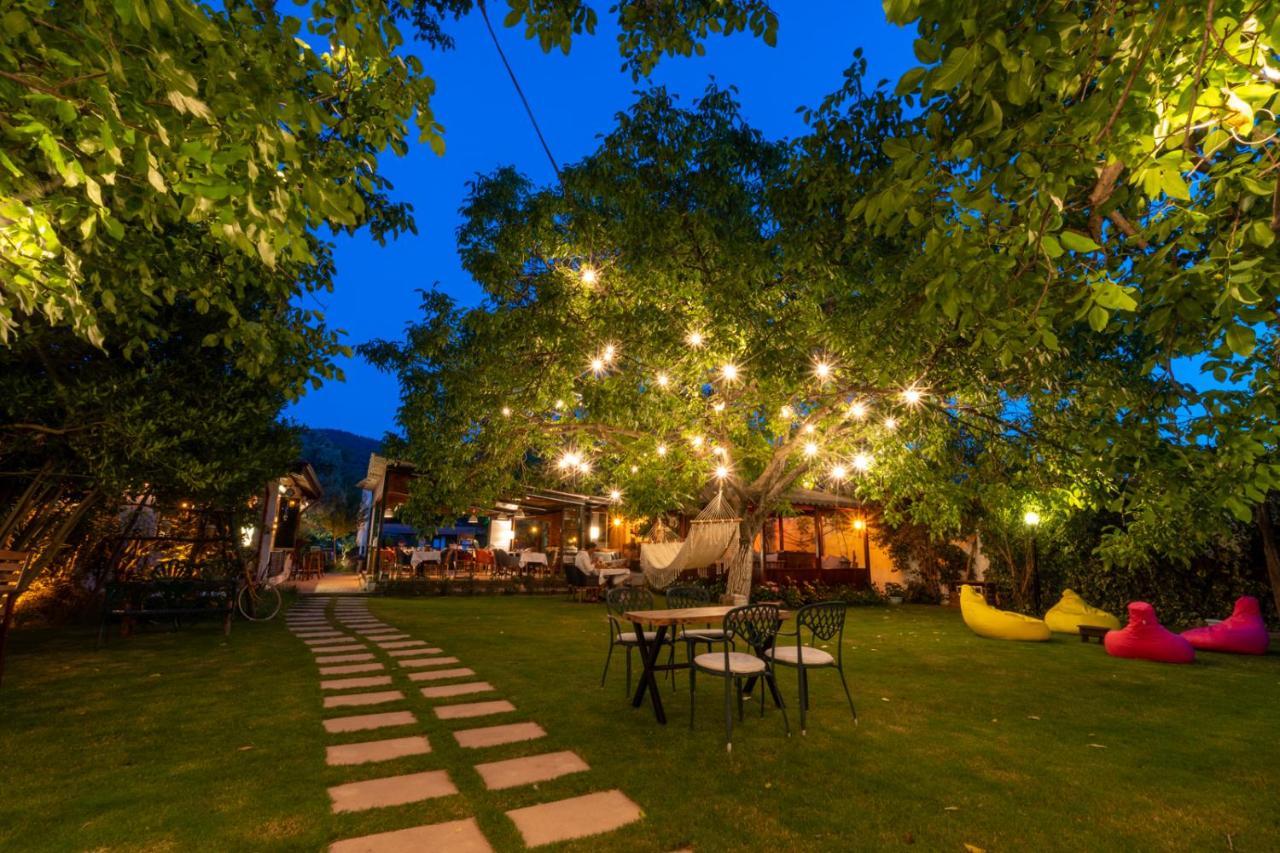 Ephesus Lodge كيرازلي المظهر الخارجي الصورة