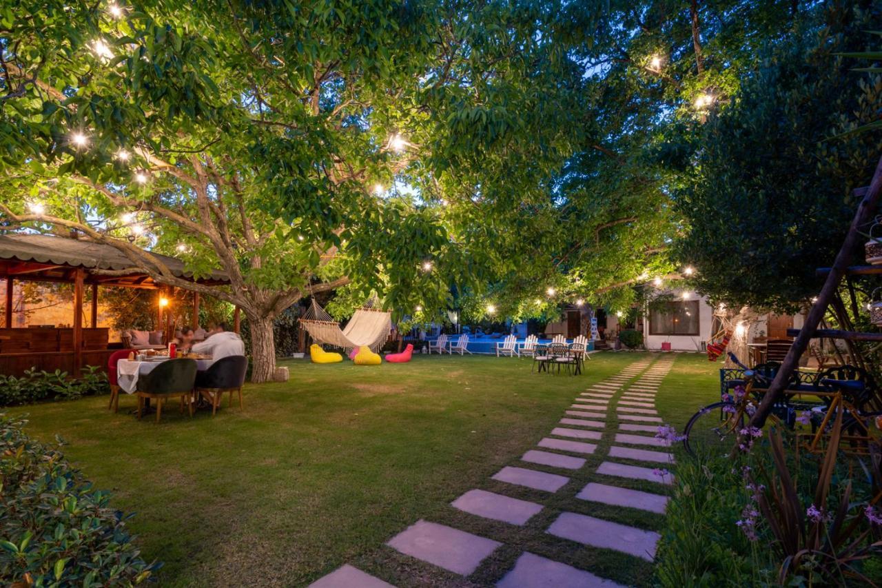 Ephesus Lodge كيرازلي المظهر الخارجي الصورة