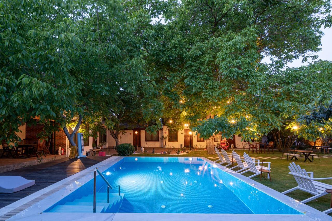 Ephesus Lodge كيرازلي المظهر الخارجي الصورة