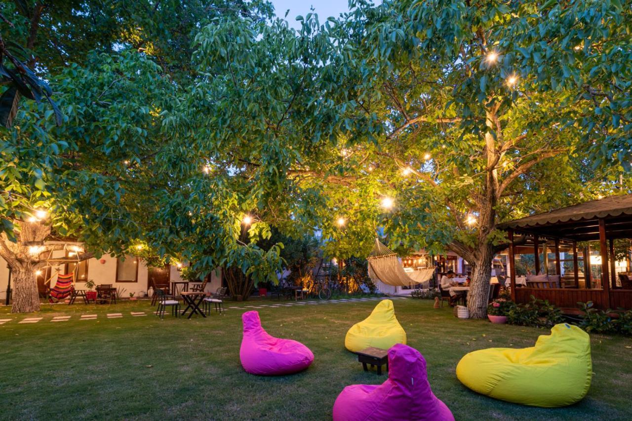 Ephesus Lodge كيرازلي المظهر الخارجي الصورة