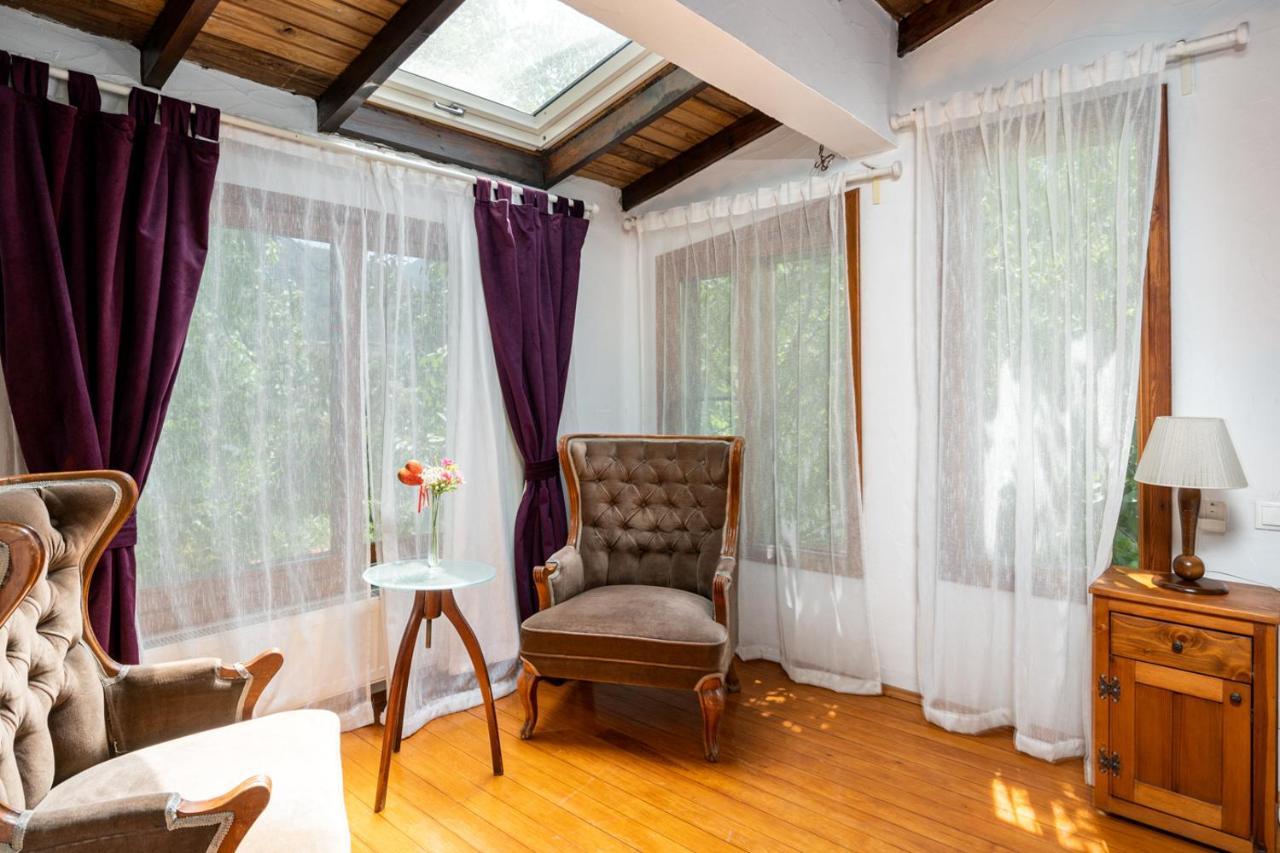 Ephesus Lodge كيرازلي المظهر الخارجي الصورة