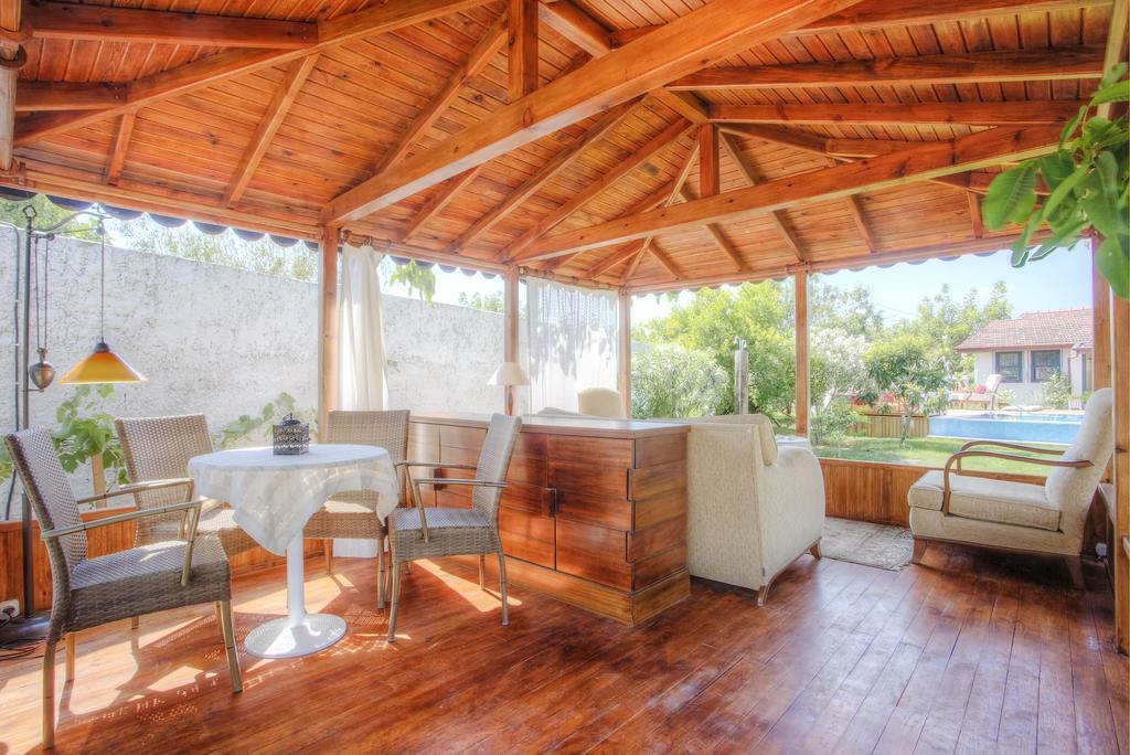 Ephesus Lodge كيرازلي المظهر الخارجي الصورة