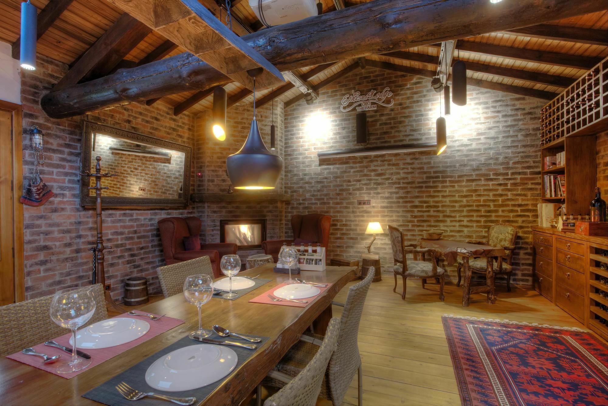 Ephesus Lodge كيرازلي المظهر الخارجي الصورة